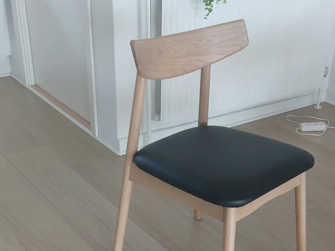 Billede 1 - Stole som nye