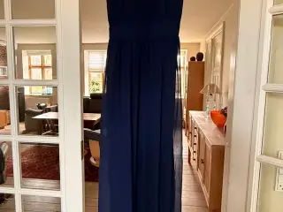 Lang festkjole 