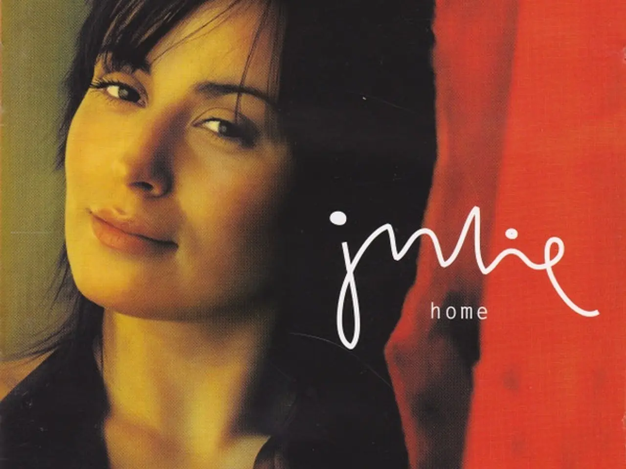 Billede 1 - Julie – Home – CD