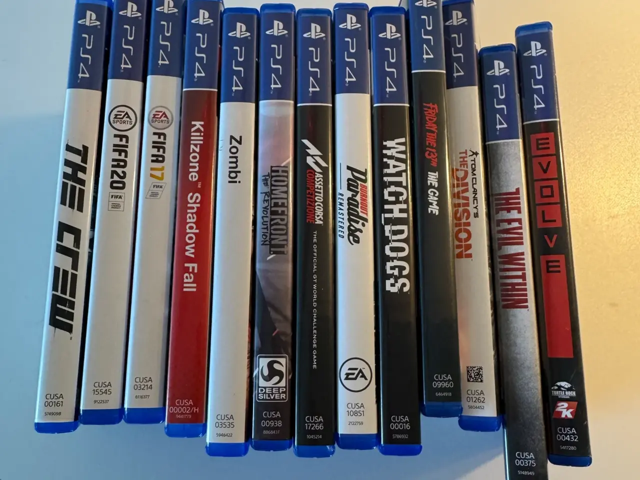 Billede 1 - 13 PS4-spil – samlet pakke