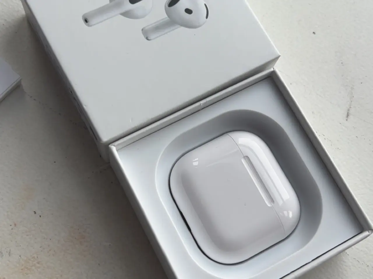 Billede 1 - AirPods 4 med Aktiv støjreduktion 