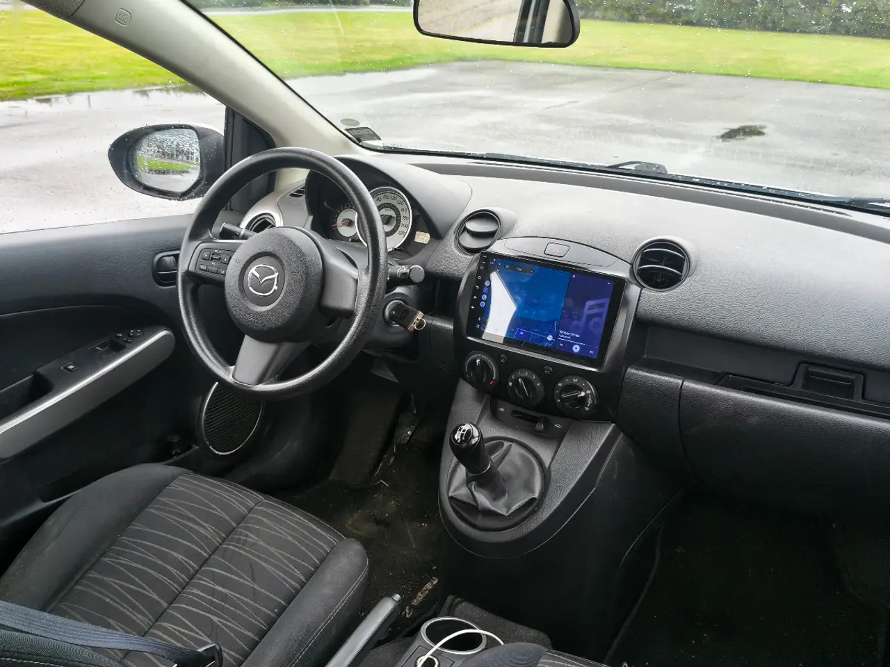 Billede 6 - Ny synet Mazda 2 1,3 sælges byd