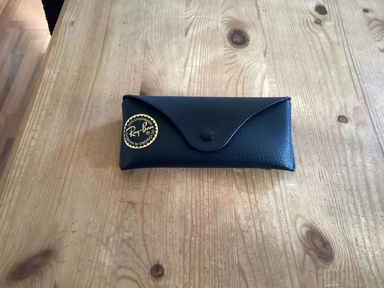 Billede 2 - Adidas Solbrille Etui m Glas/ Ray Ban Etui