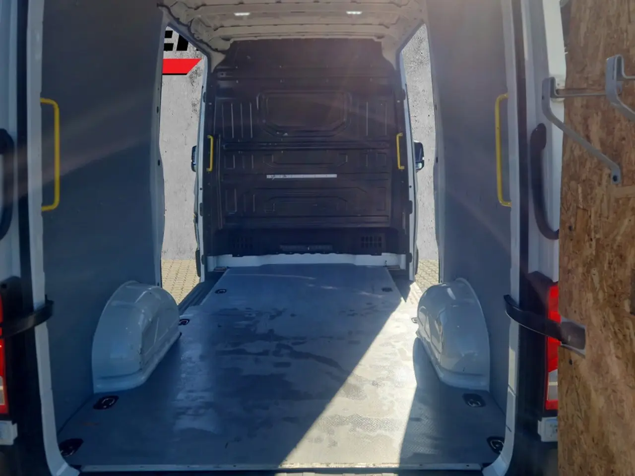 Billede 11 - VW Crafter 35 2,0 TDi 177 Kassevogn L3H3 aut.