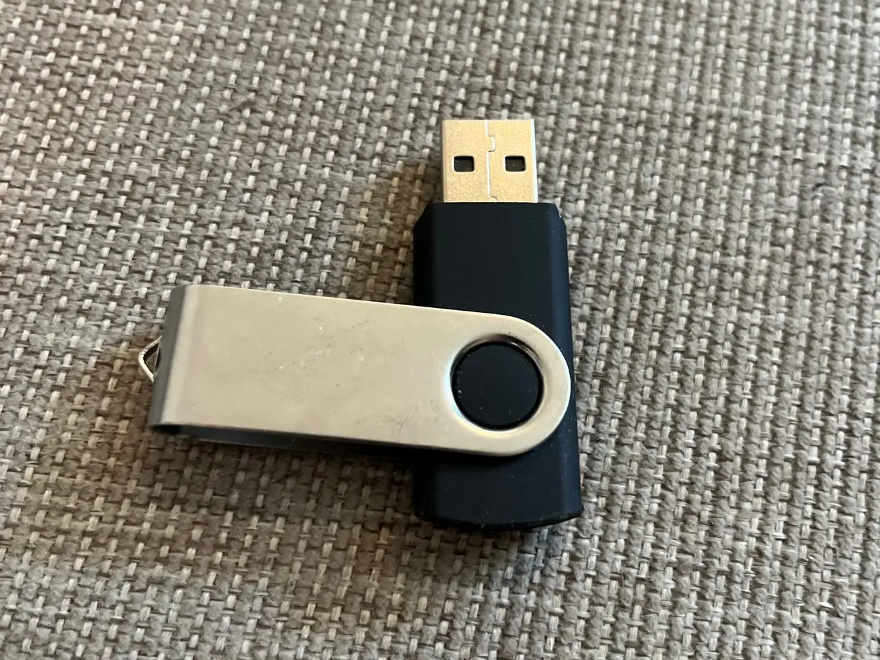 Billede 2 - USB-nøgle 8GB Softworld, sort