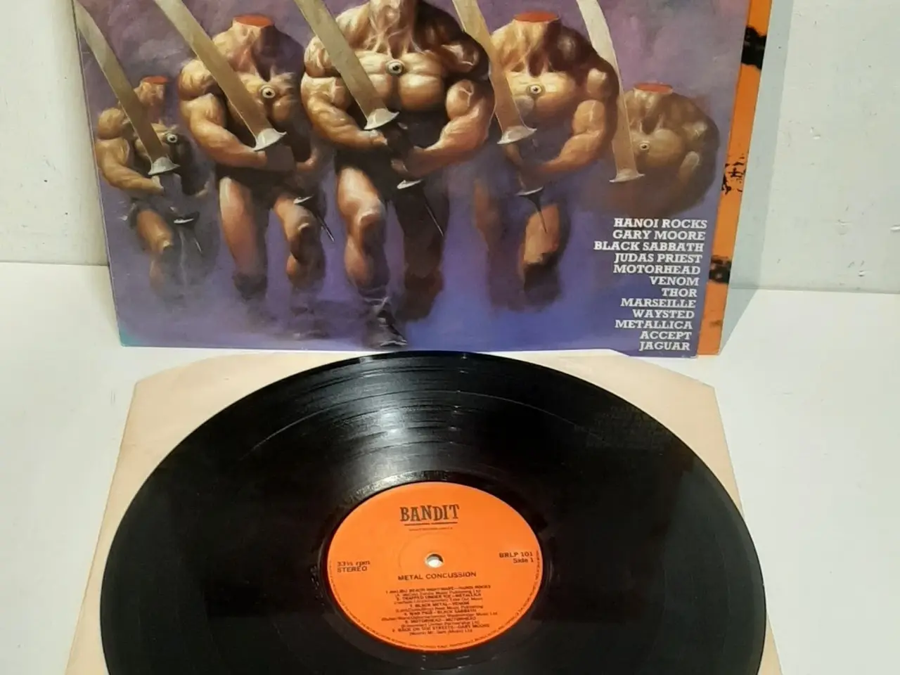 Billede 1 - METAL CONSUSSION VINYL