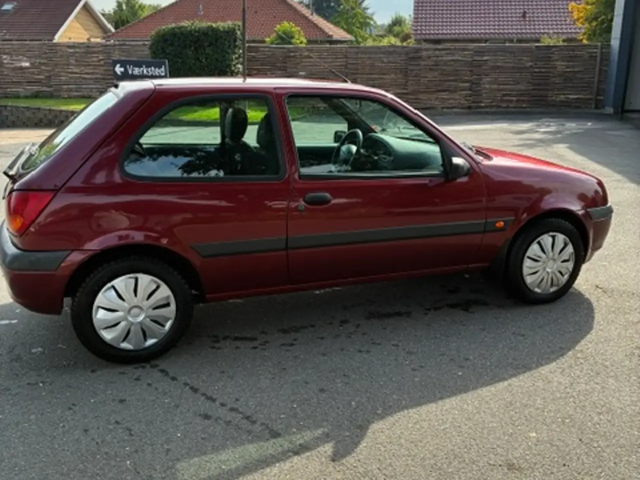 Billede 2 - Sælges Ford Fiesta 1,3 Benzin årgang 2000