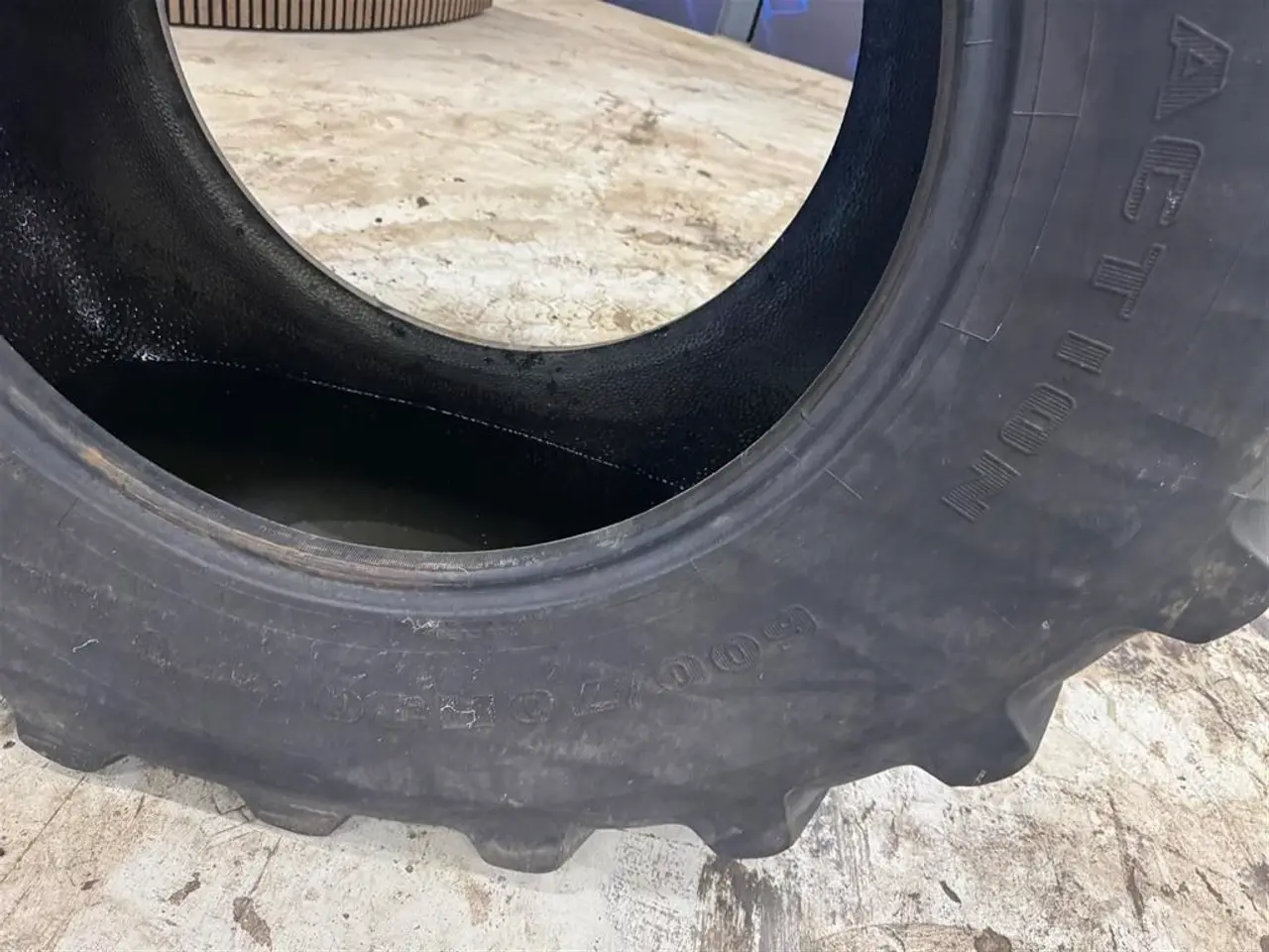 Billede 4 - Firestone 600/70 R30