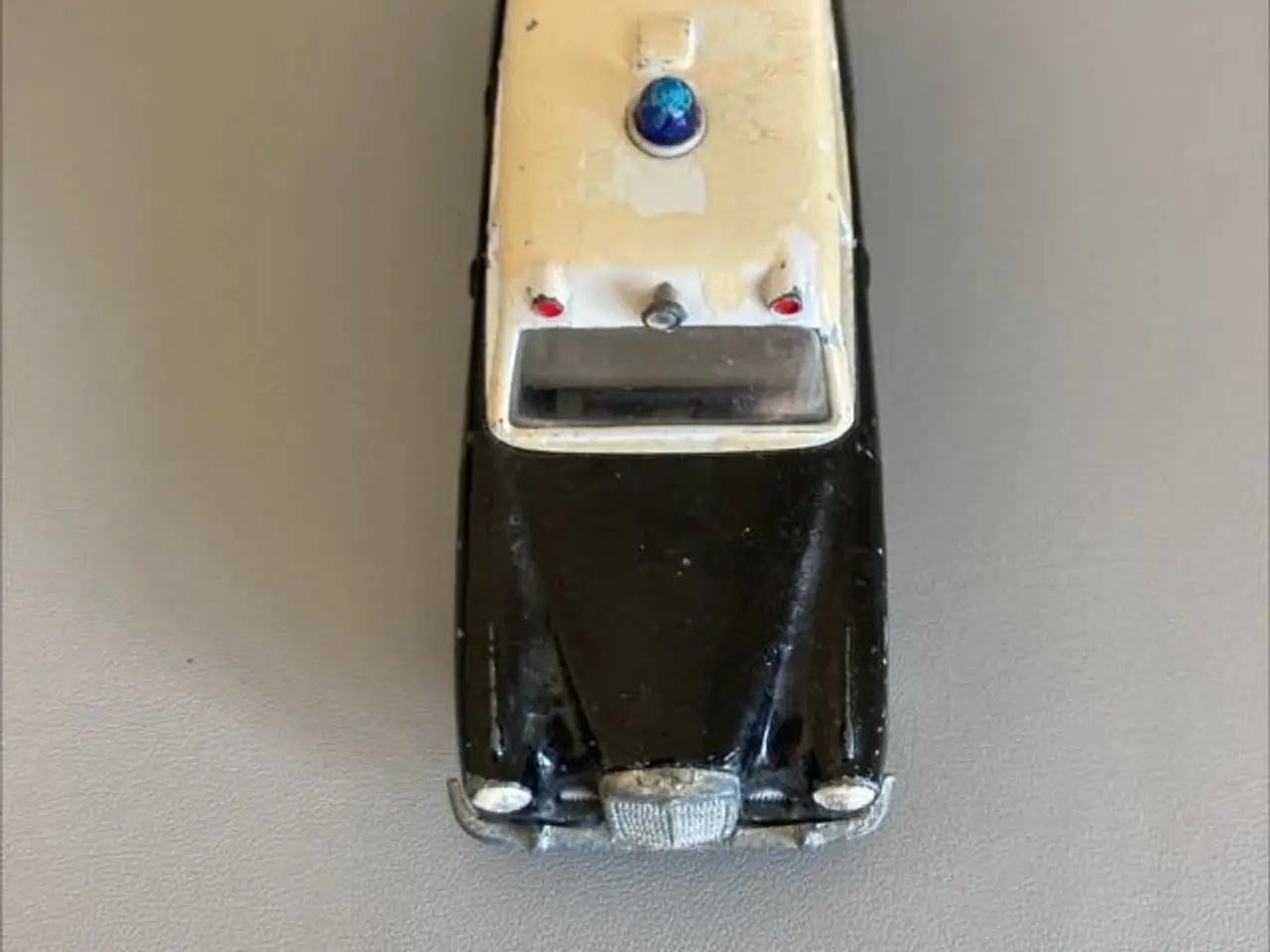 Billede 3 - Tekno Mercedes-Benz 220 s ambulance 