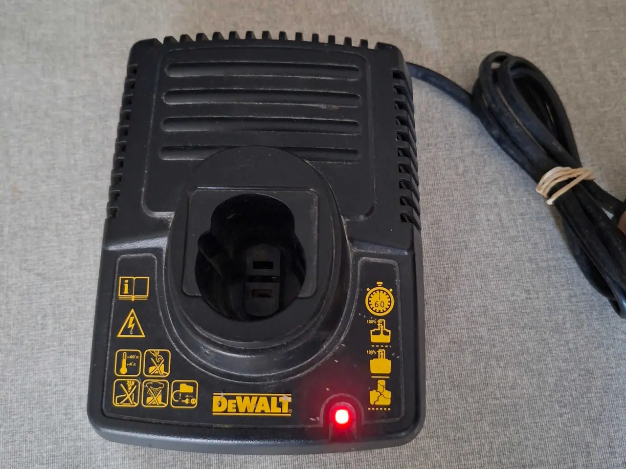 Billede 4 - Dewalt oplader