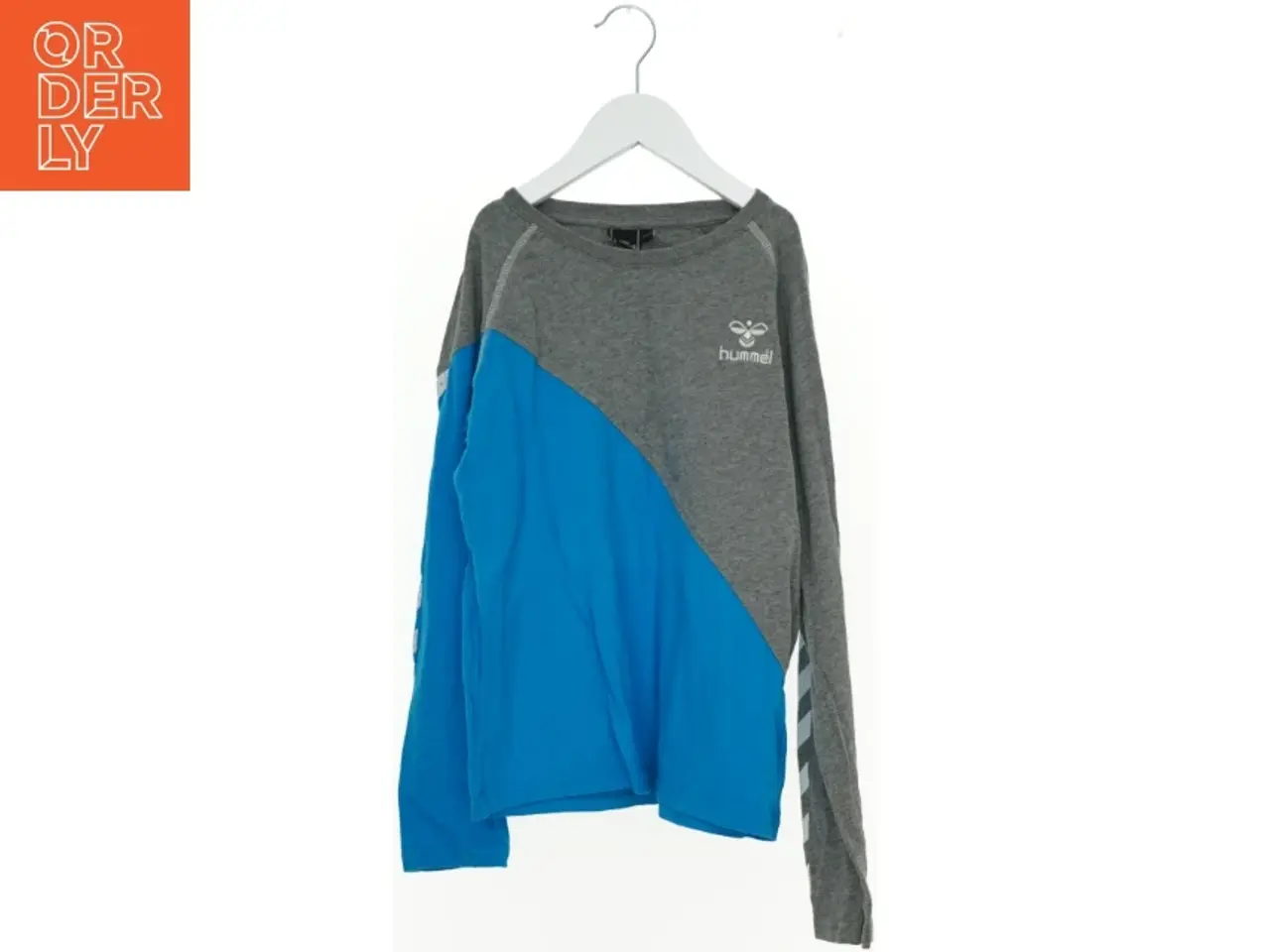 Billede 1 - Bluse fra Hummel (str. 152 cm)
