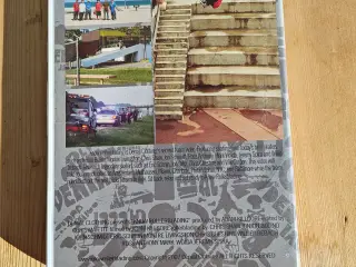 Know Rollerblading DVD med Denial Clothing