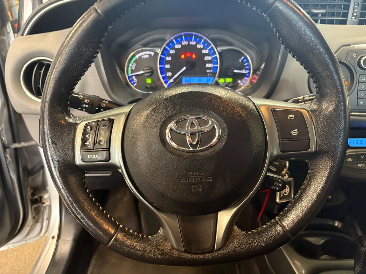 Billede 17 - Toyota Yaris 1,5 benzin HYBRID H2 Aut.