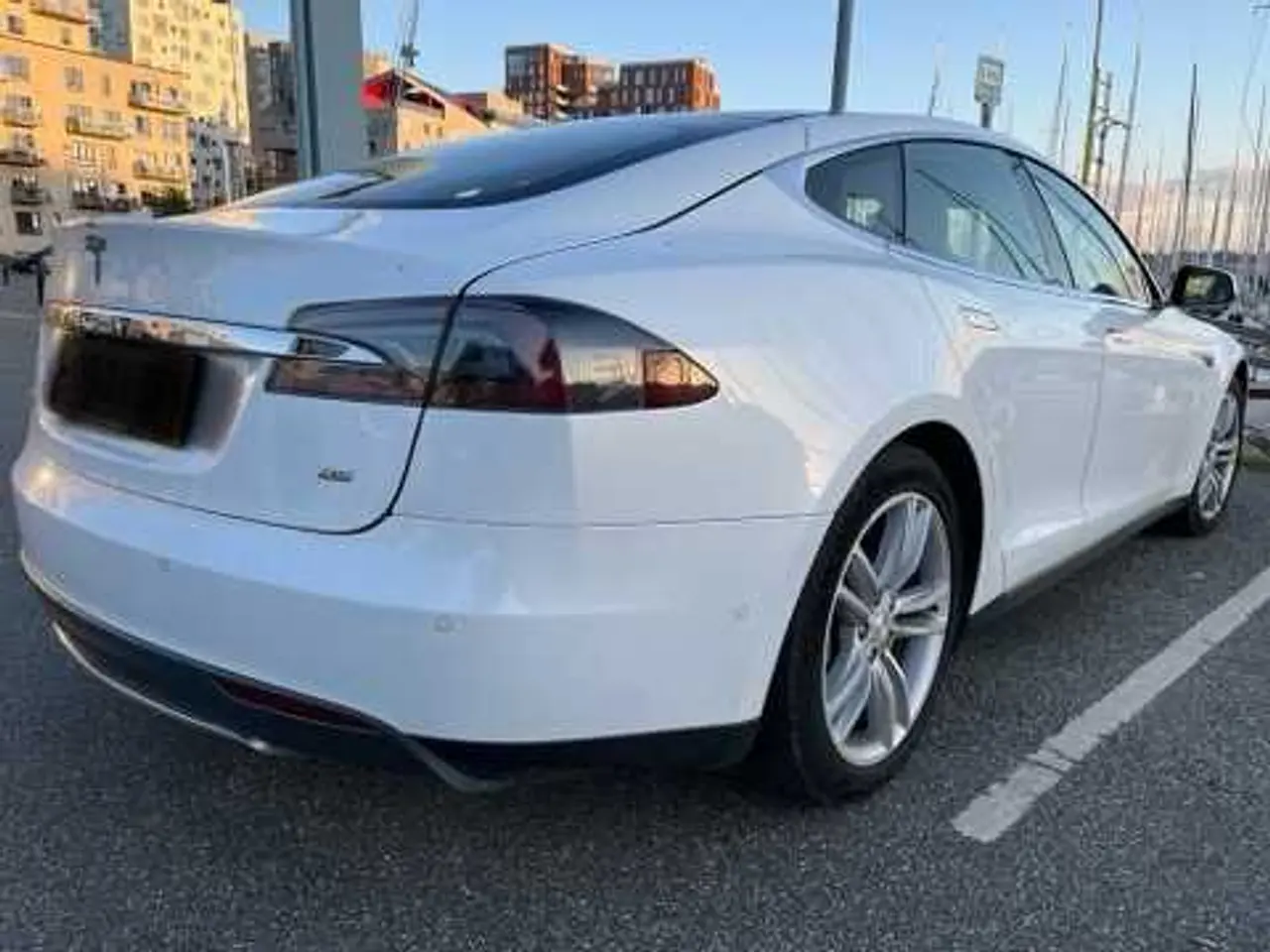 Billede 8 - Tesla S85 - som ny.