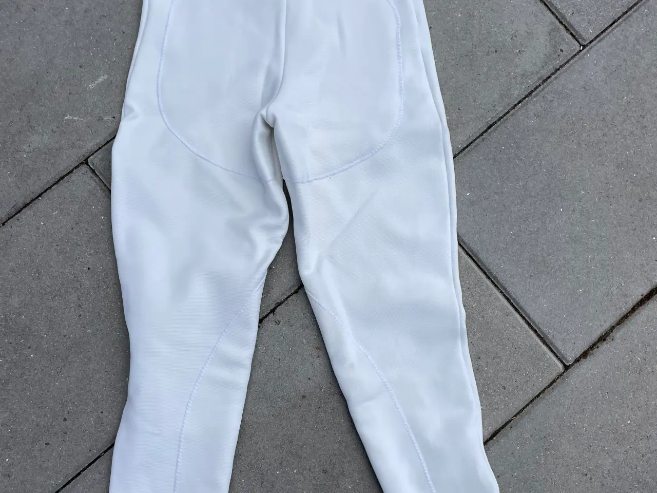 Billede 1 - Ridebuks Hvid Adult Medium