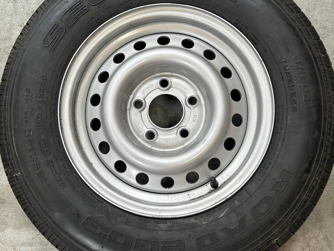 Billede 1 - RESERVEHJUL 185 X 14C ‐ 5½ X 14 ‐ 5 HUL