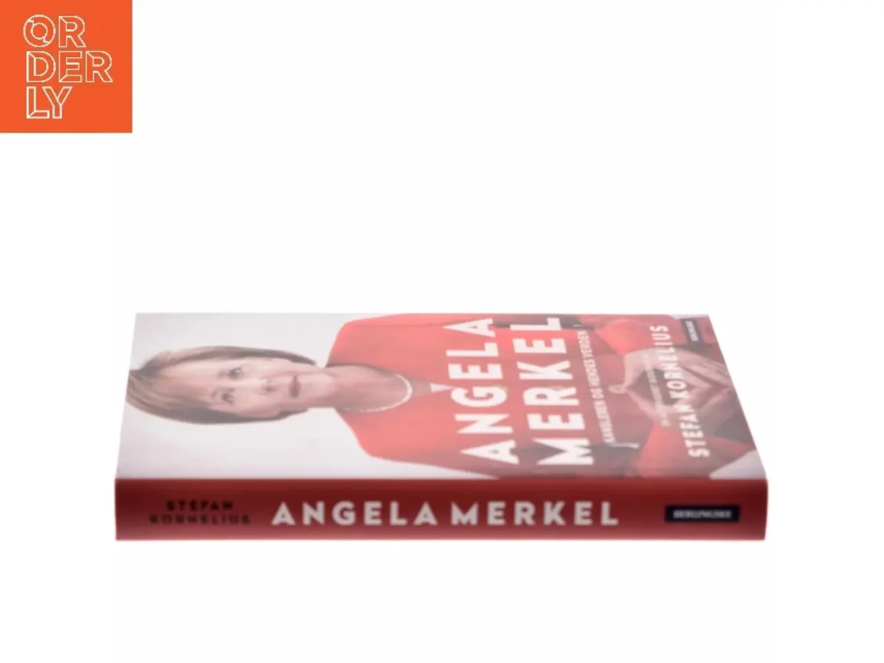 Billede 2 - Angela Merkel : kansleren og hendes verden af Stefan Kornelius (Bog)