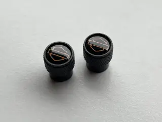Ventilhætter med Harley-Davidson