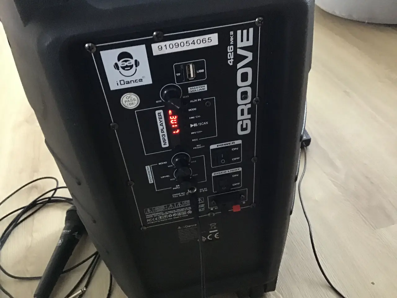 Billede 5 - Party højtaler Groove med Bluetooth,med microfon.