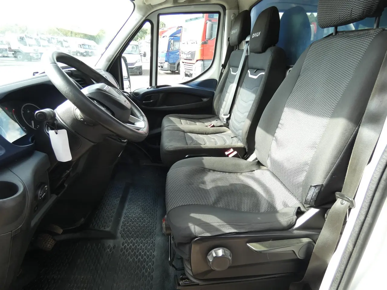 Billede 8 - Iveco Daily 35S16 4100mm 2,3 D 156HK Ladv./Chas. 8g Aut.