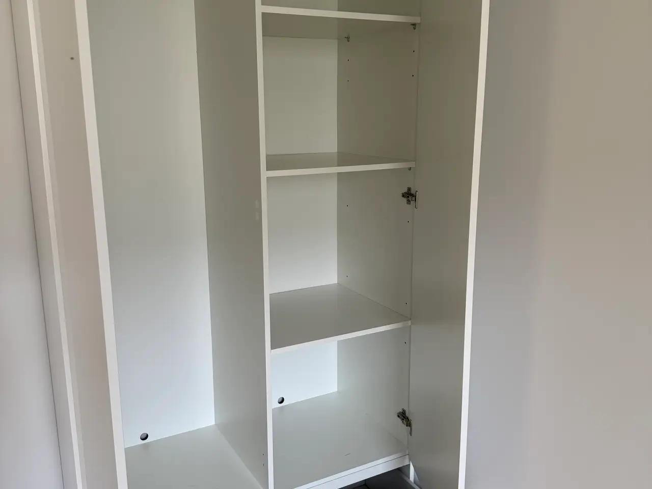 Billede 2 - Garderobe skab - Tvilum