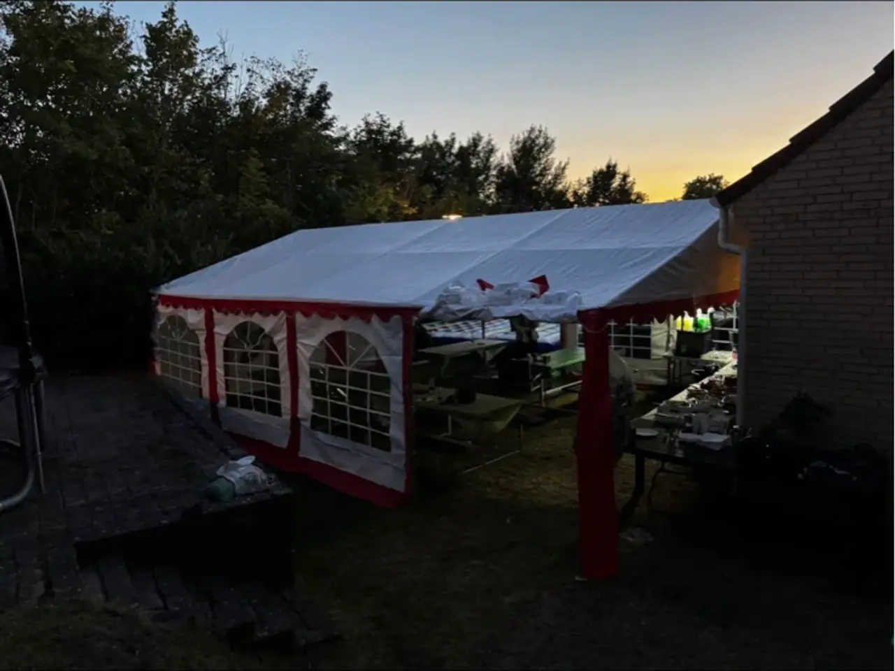 Billede 10 - Festtelt 5x10 m inkl. opsætning – kun 3.499 kr.