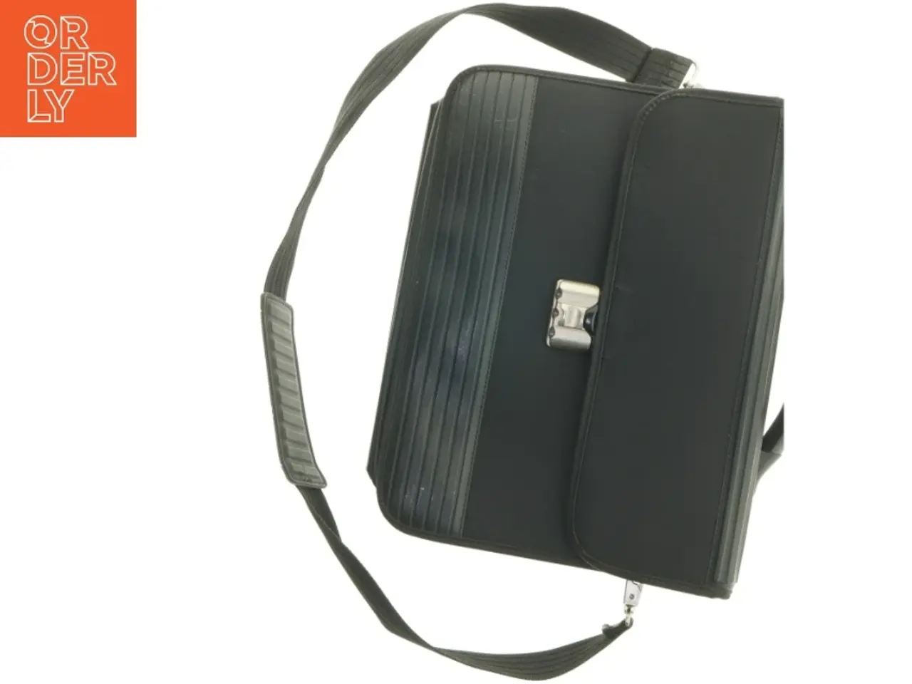 Billede 1 - Sort skuldertaske (str. 41 x 32 cm)