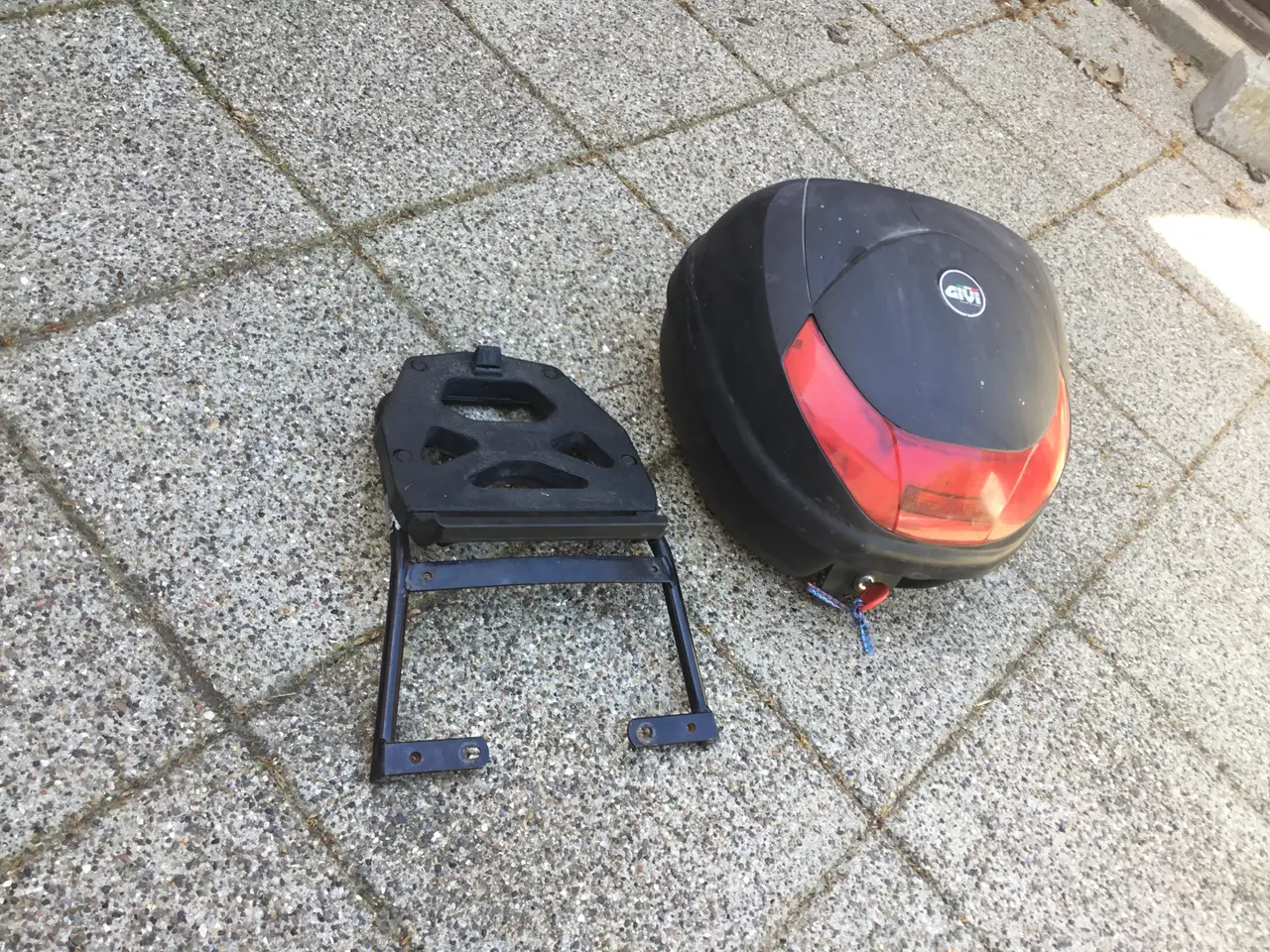 Billede 1 - Bagagebærer til Honda Vfr 750 rc 36