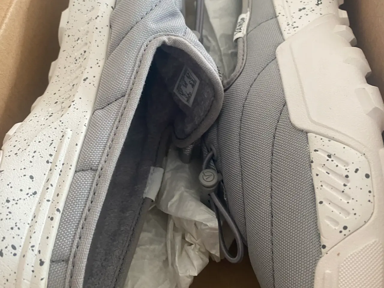 Billede 2 - Vans sko. Helt nye.