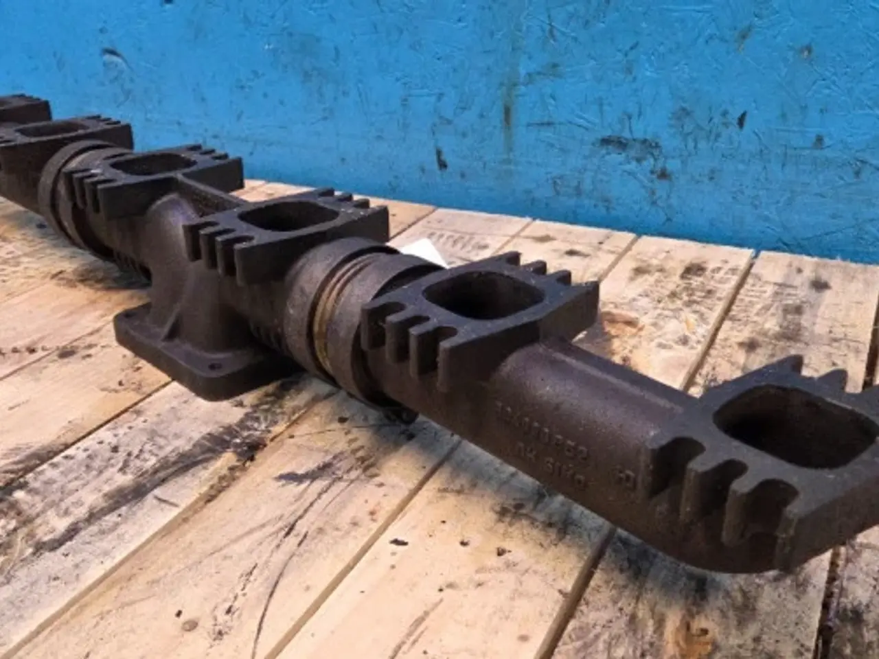 Billede 16 - Case 9120 Udstødningsmanifold 504046508