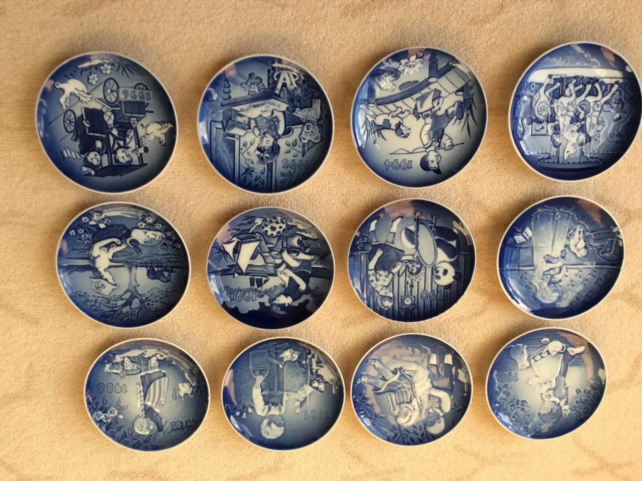 Billede 1 - Barnets dag platter