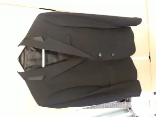 Jakke og vest til konfirmation