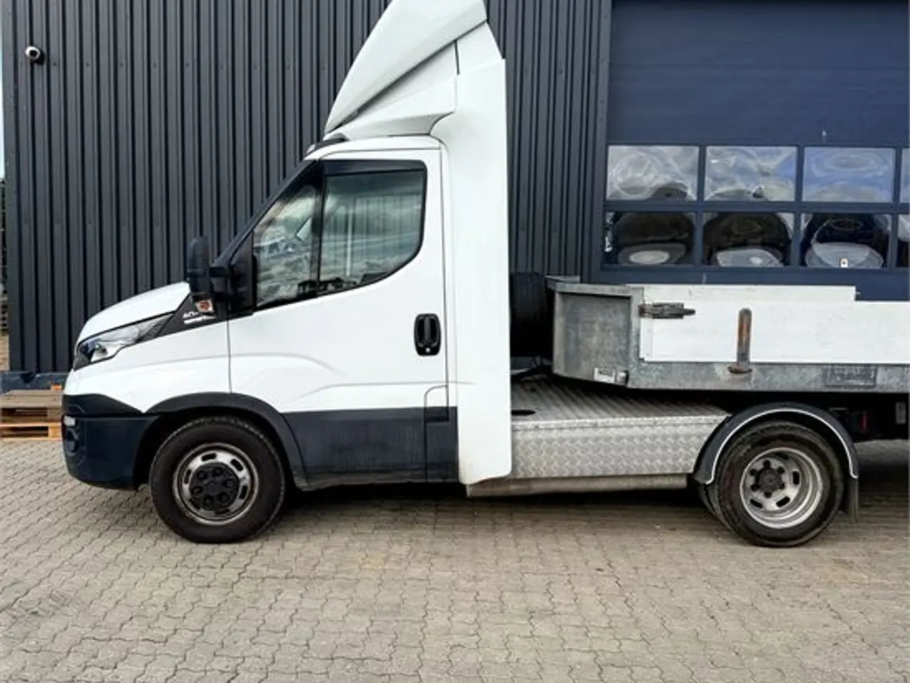 Billede 13 - Iveco Daily 40C 18 - Med trailer og lad / With trailer and flatbed