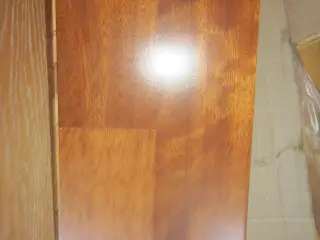 MØRK, KORT PLANK,LAK