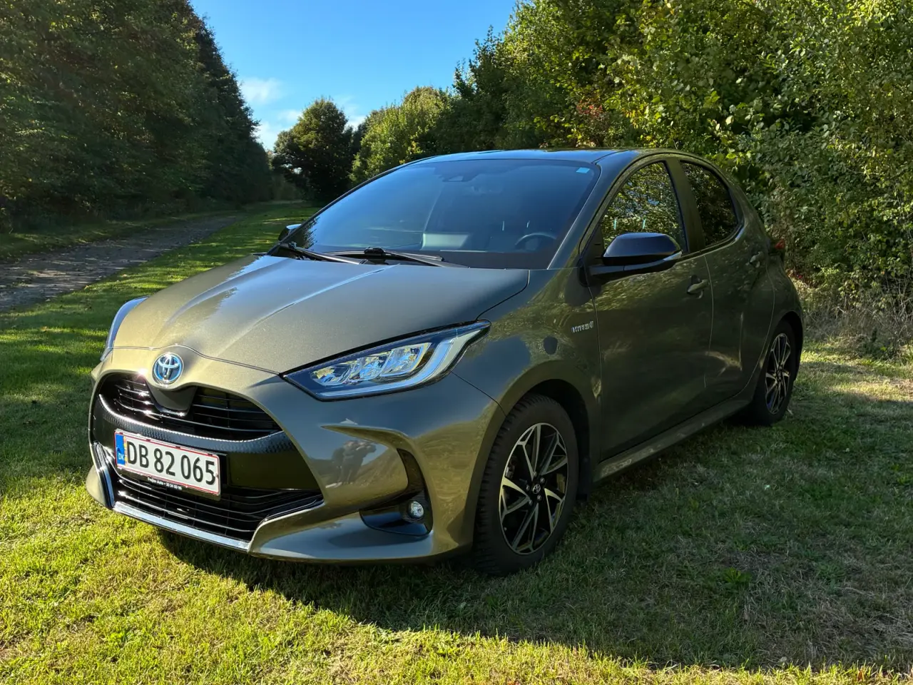 Billede 2 - Toyota Yaris hybrid H3 