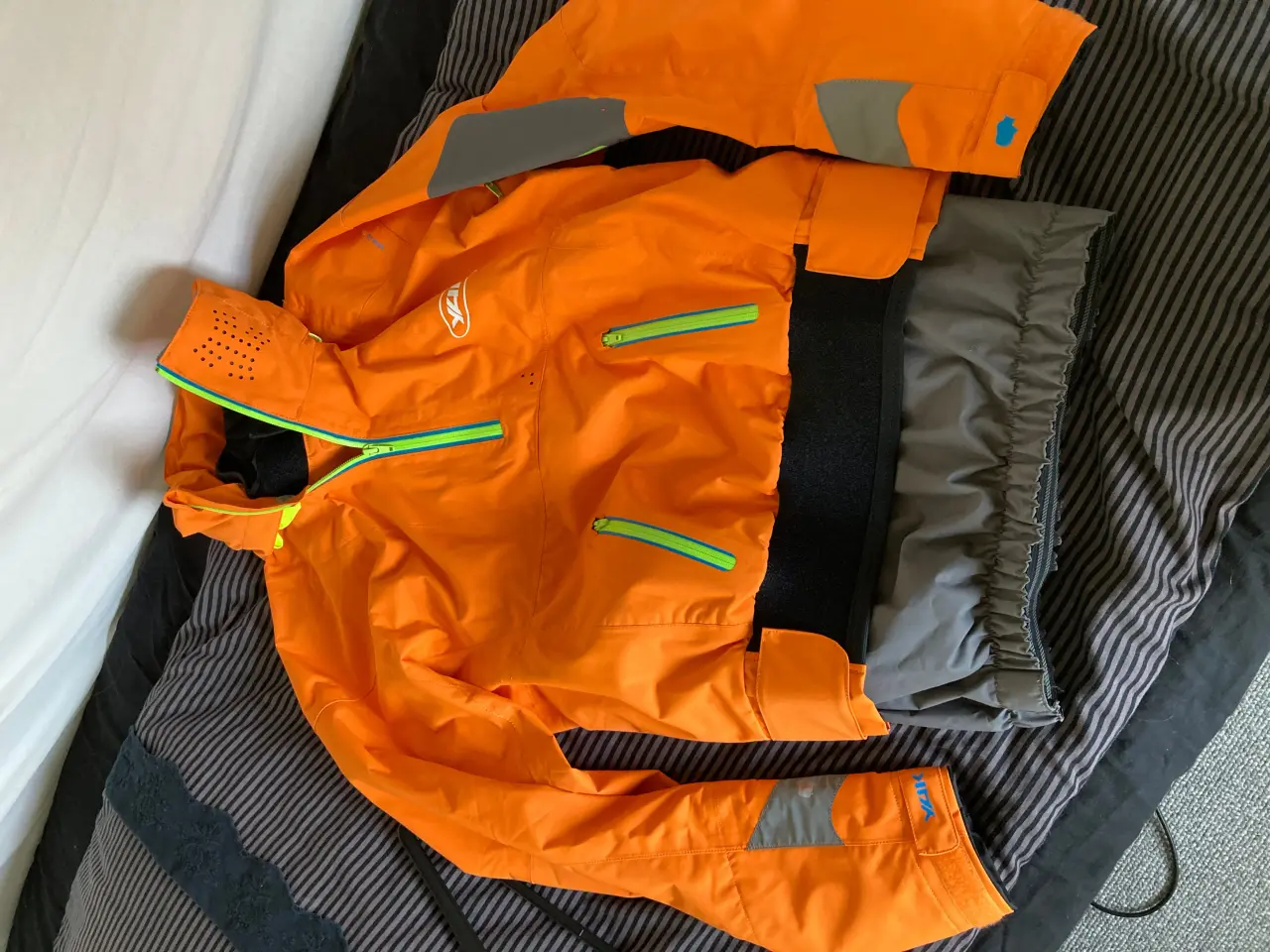 Billede 4 - Helt ny Rojakke,  Yak Apollo