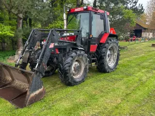 Case 4230 Med front læsser