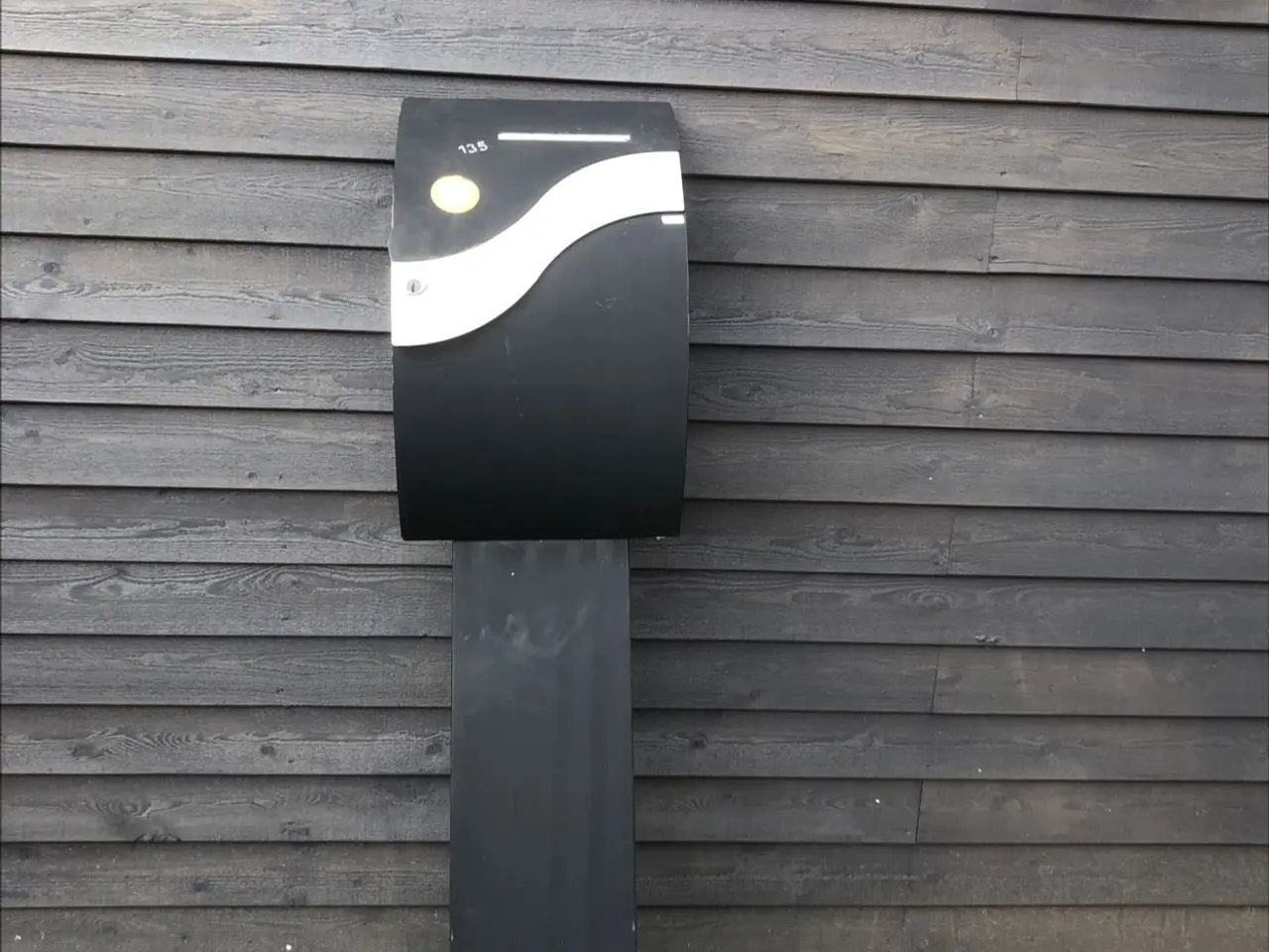 Billede 2 - Postkasse
