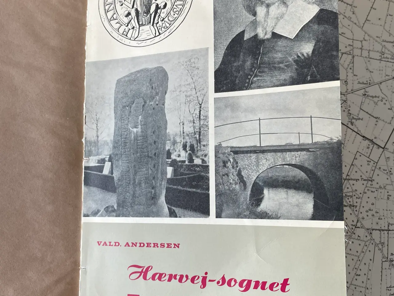 Billede 1 - Hærvej -Sognet Læborg. Udg. 1961