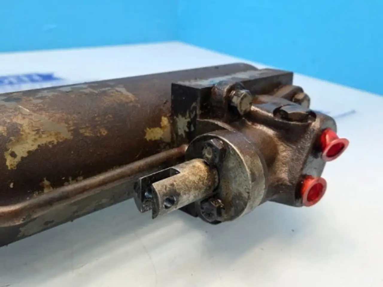 Billede 13 - Massey Ferguson 165 Cylinder 1853466M93