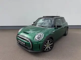 MINI Cooper SE  Yours Trim