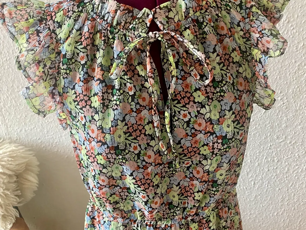 Billede 2 - Only blomstret kjole S