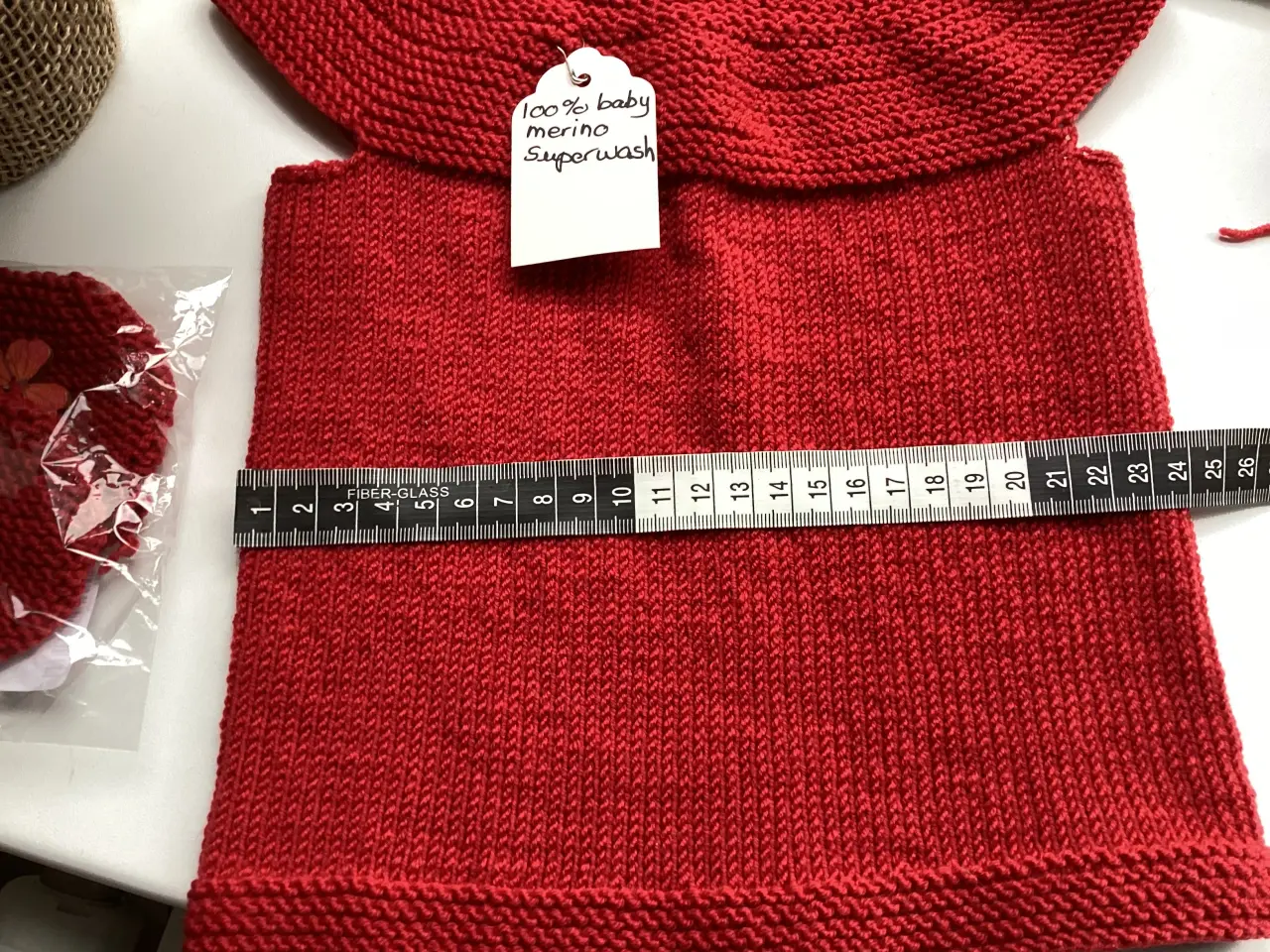 Billede 2 - kjole / top håndstrikket i merino +små sutsko