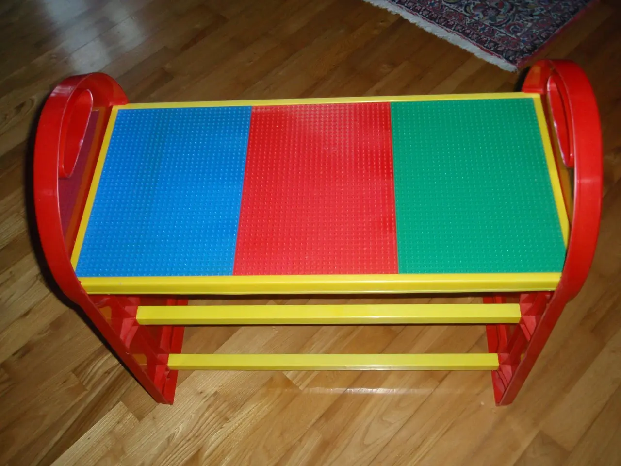 Billede 1 - legobænk/byggeplader.
