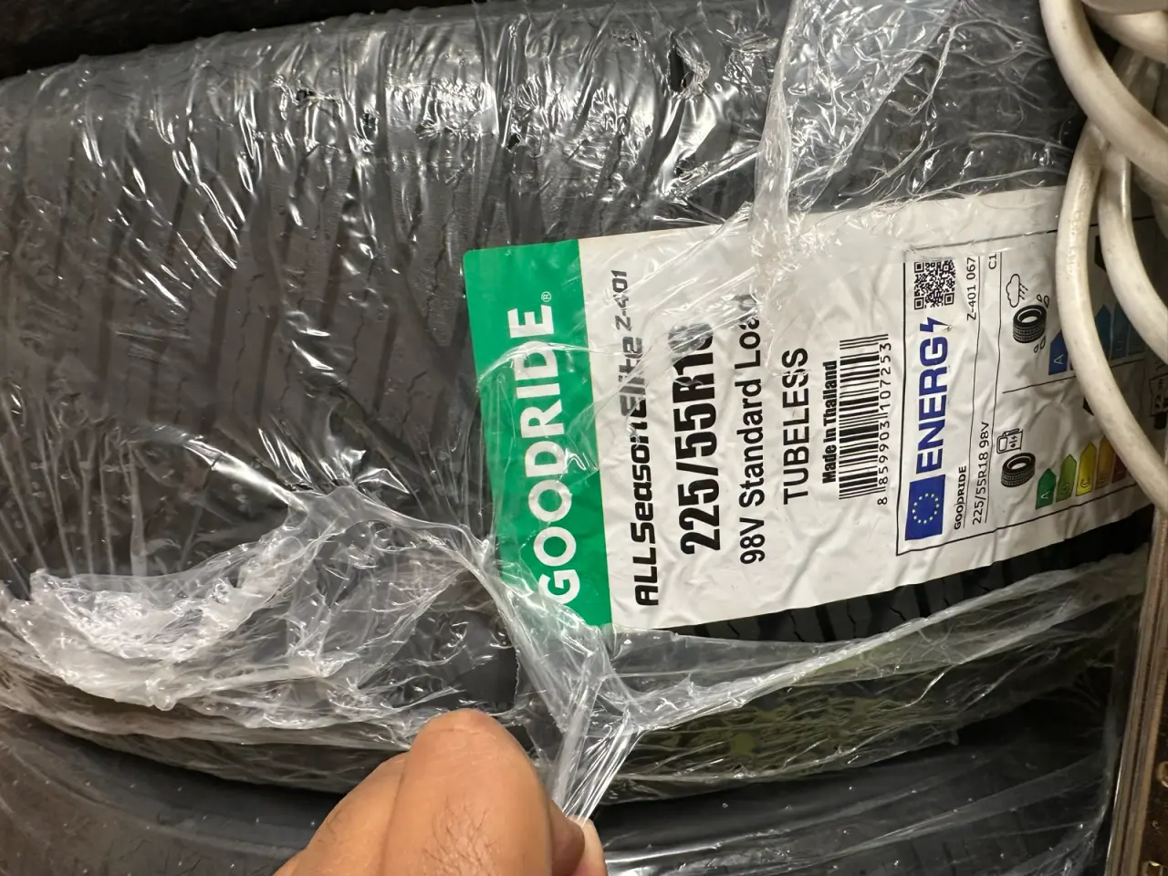 Billede 2 - Hele ny 4stk Goodride helårsdæk