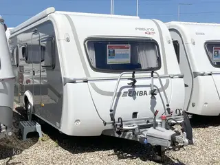 2021 - Eriba FEELING 425 Super velholdt hævetagsvogn med høj lasteevne og monteret med XT mover og Thule markise.