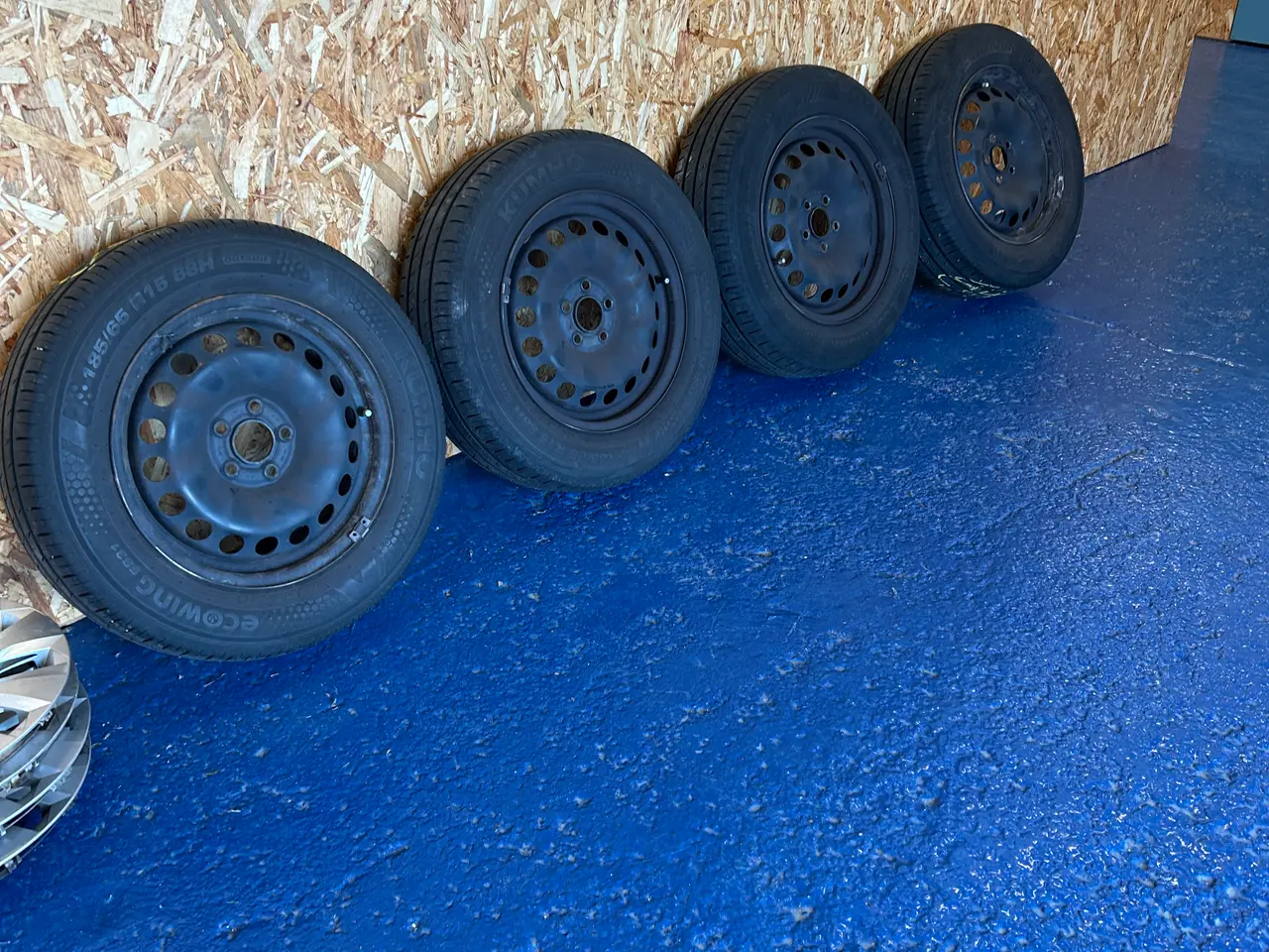 Billede 1 - VW Polo 185/65-15
