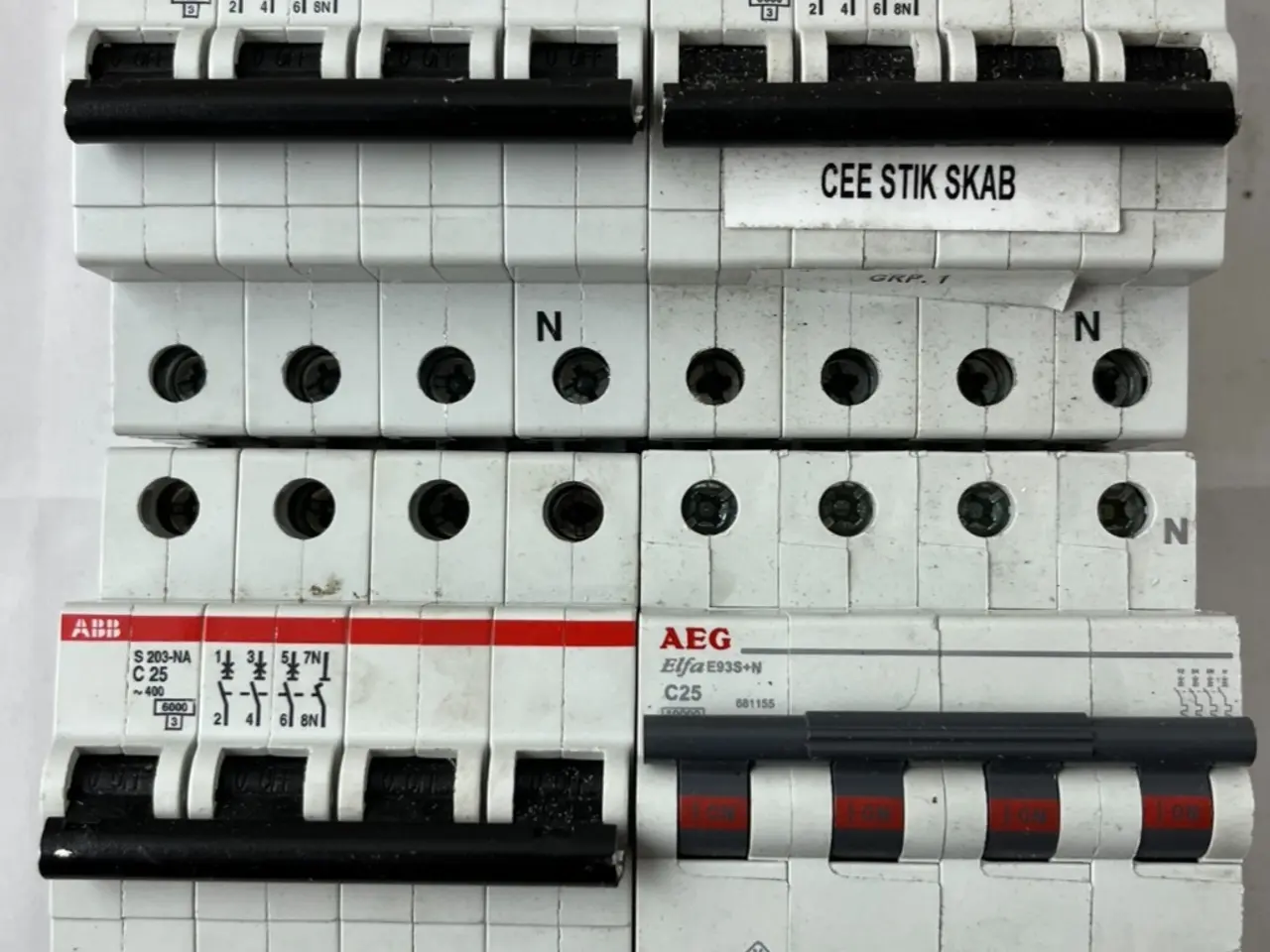 Billede 1 - ABB S203-NA C13 C16 C25 + AEG C25 4-Pole parti