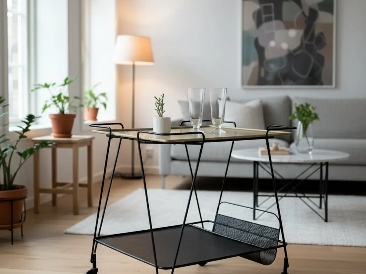 Billede 2 - GUBI Matégot Trolley – Beige/Sort