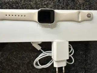 Apple Watch s 8 41 mm - starlight aluminium - GPS